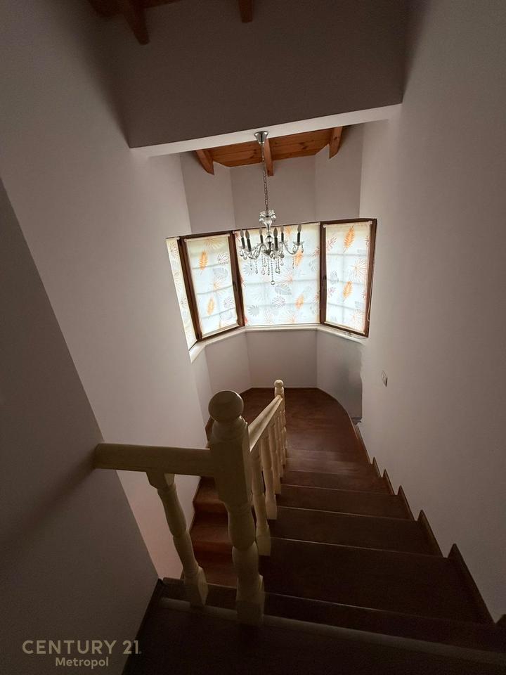 VILE 2 KATESHE PER QIRA, VISHNJE!