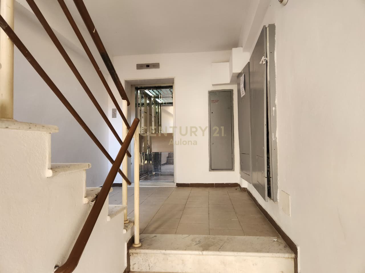 Apartament 2+1 me Qira pranë Parkut Aulona