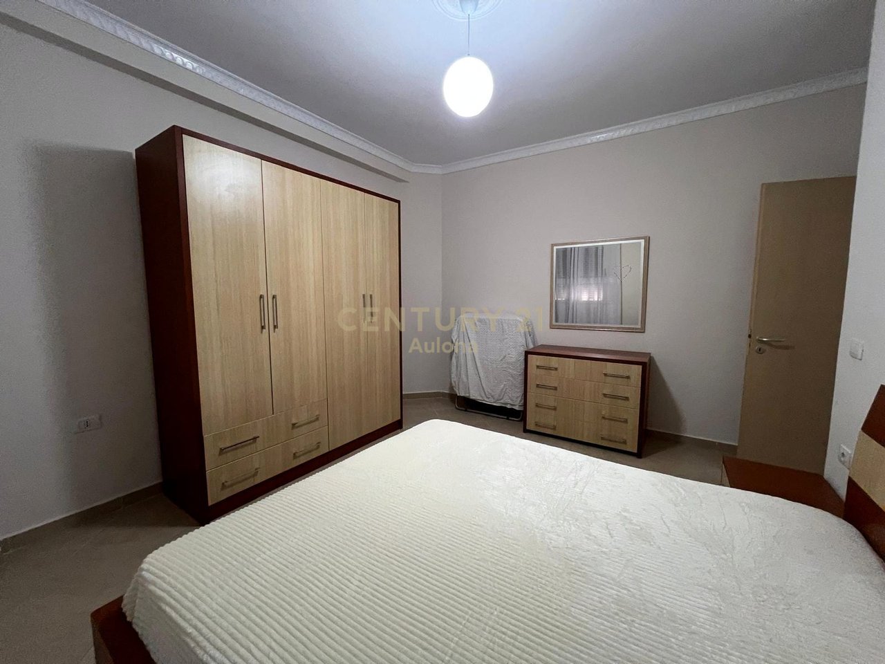 Apartament 2+1 me Qira pranë Parkut Aulona