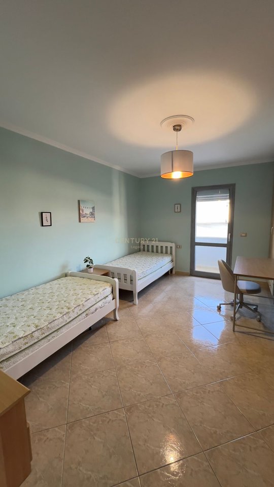 In affitto 2+1+2 al Qatar Center