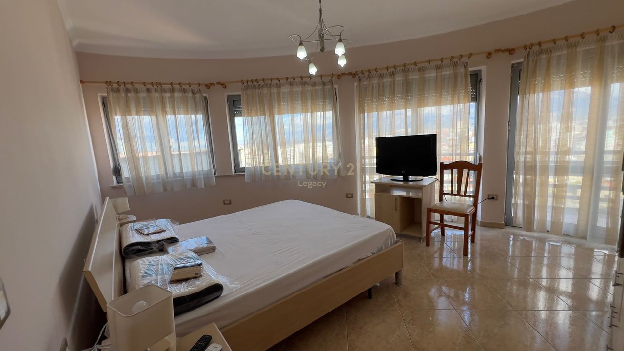 In affitto 2+1+2 al Qatar Center