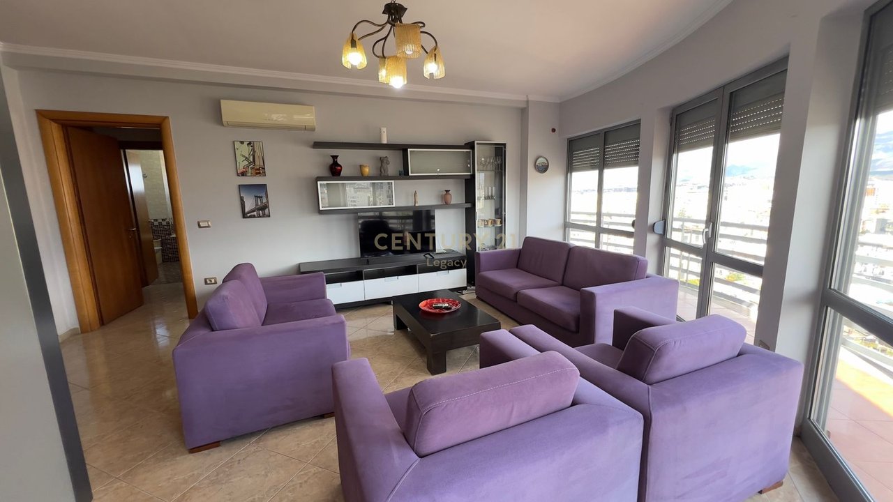 In affitto 2+1+2 al Qatar Center