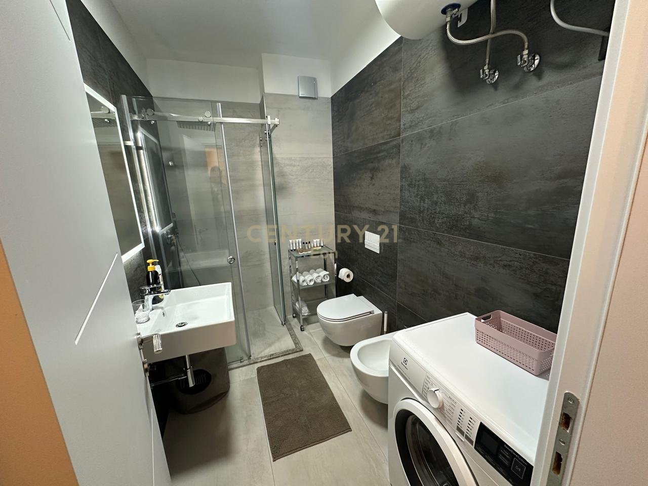 APARTAMENT PER QIRA 2+1 PAMJE DETI TEK WITE HILL RESIDENCE NE CURRILA, DURRES !