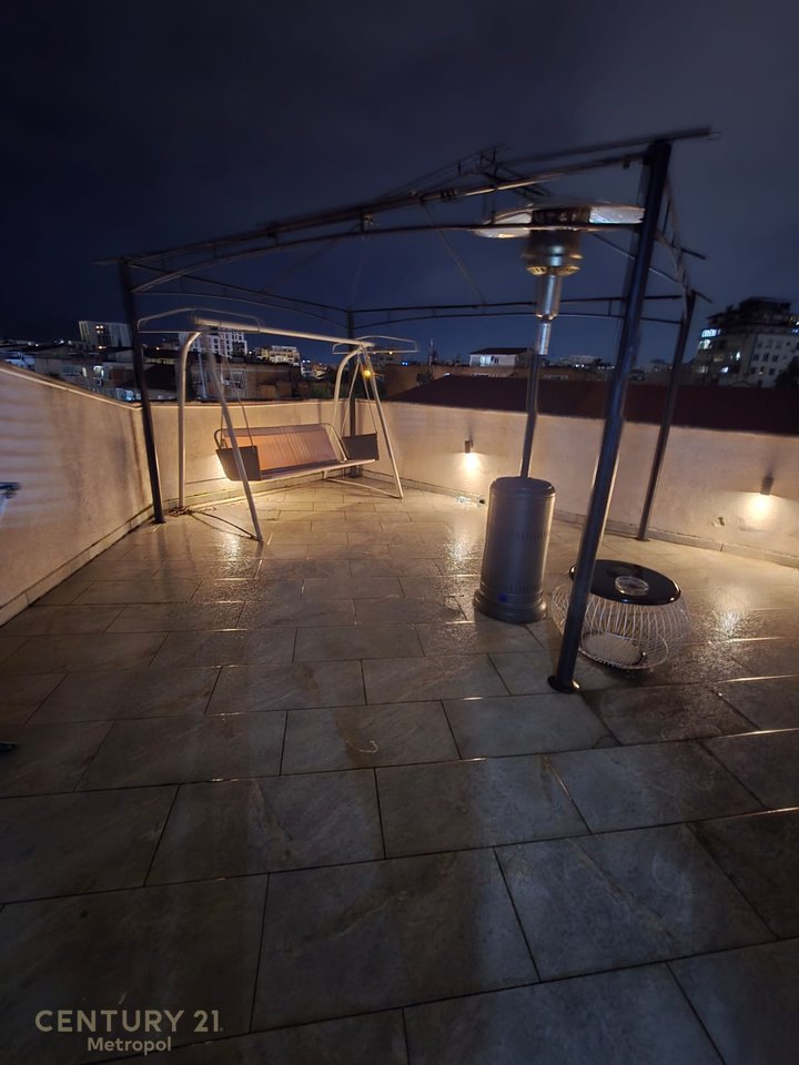 Apartament 2+1+2 + Post Parkimi 
Per Qira, Stadiumi Selman Stermasi  Tiranë