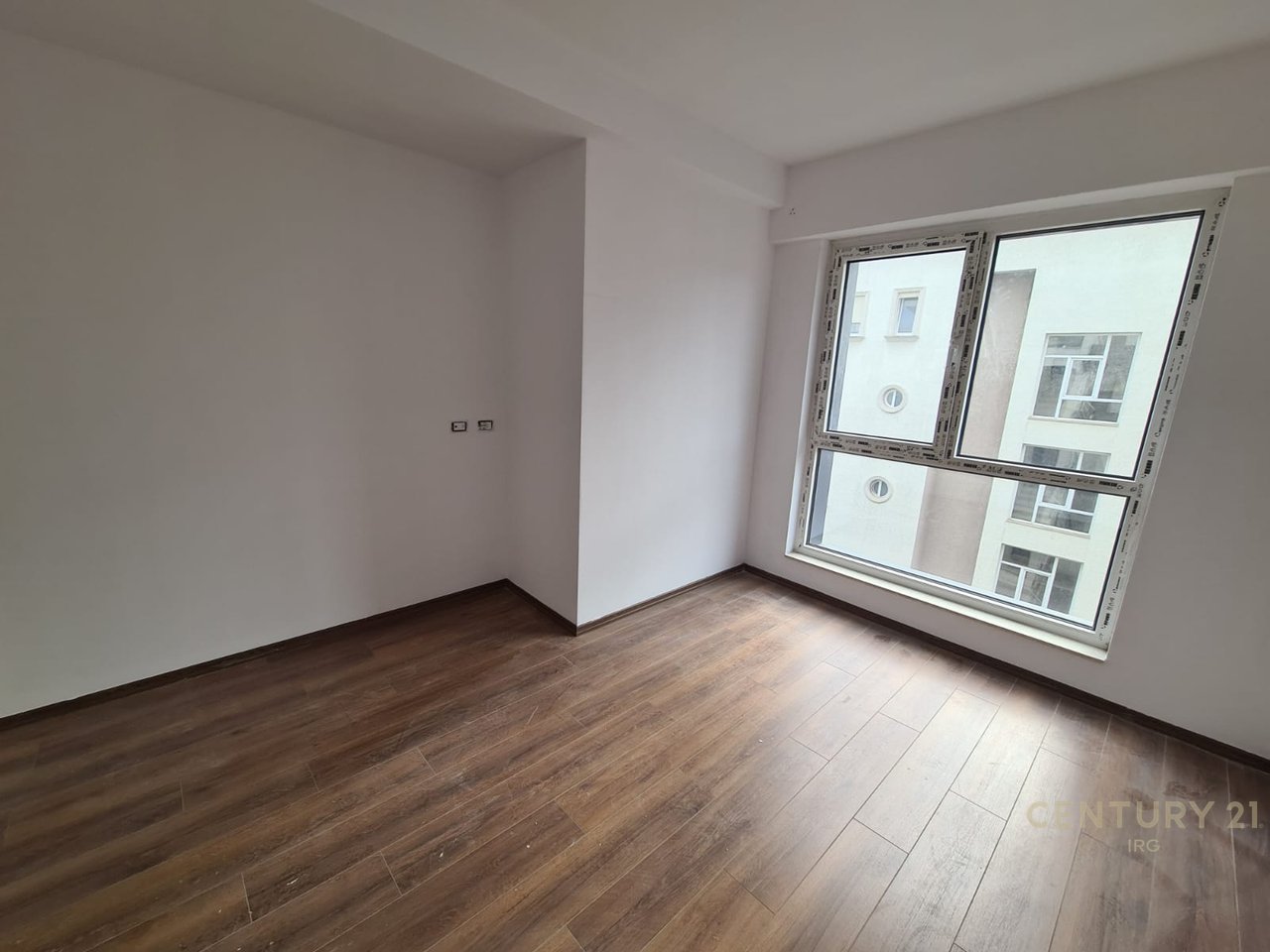 APARTAMENT 1+1 TE 21 DHETORI!