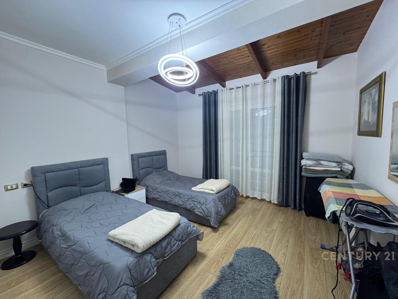 Apartament 3+1+2 tek Kodra e Diellit!!