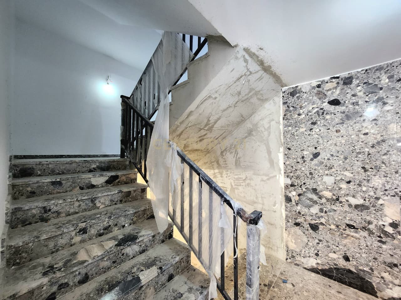 Apartament Ekskluziv 1+1 pranë Vlora Marina