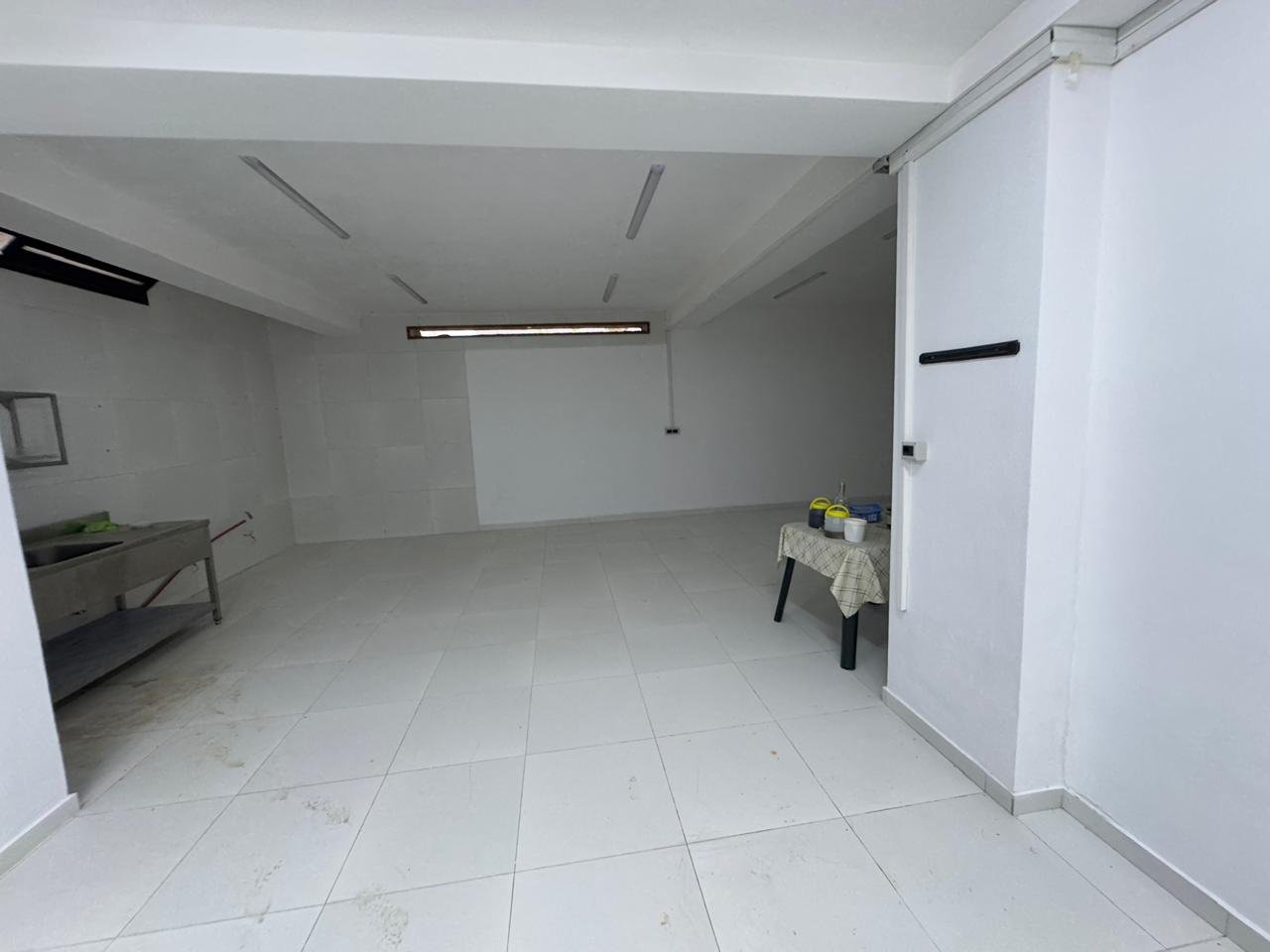 BAR-RESTORANT PER QIRA NE RADHIME,PAMJE E HAPUR NE DET!