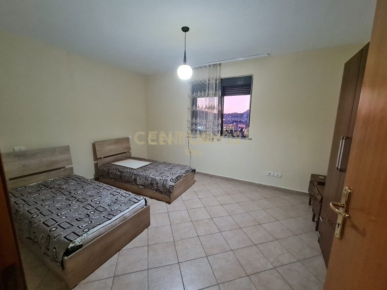 Appartamento 2+1 in affitto nel centro di Durrës!