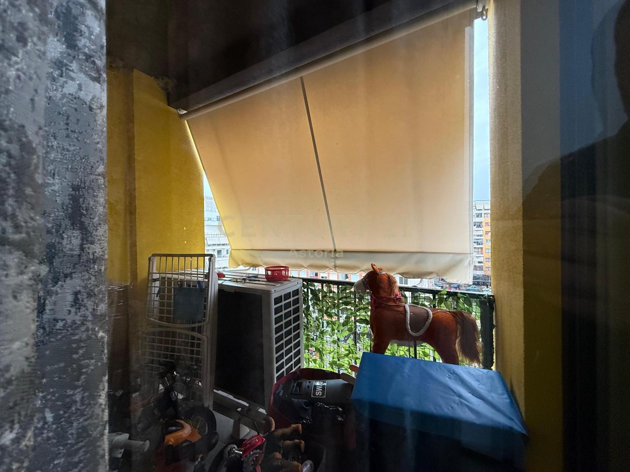 Shitet apartament 2+1+2+ 2 poste parkimi, kompleksi Grand Gallery, Yzberish.