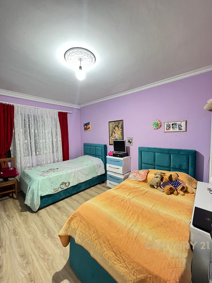 APARTAMENT 2+1+2 FOR SALE AT YZBERISH TIRANA!