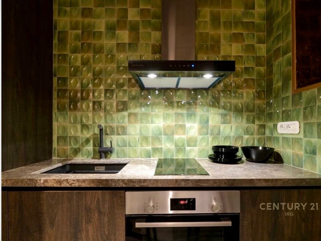 Квартира 1 комната 60 м² в Тиране, Албания