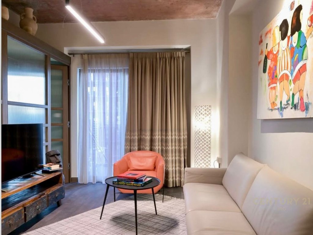 Квартира 1 комната 60 м² в Тиране, Албания