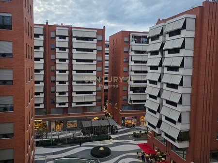 Appartamento 2+1 + 1 posto auto in affitto al Complesso Delijorgji