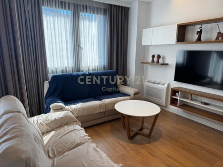 Moderno Duplex in Affitto – Centro, Tirana!