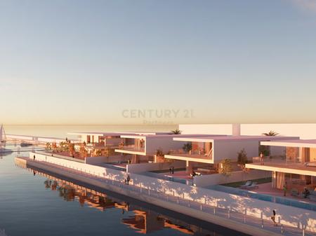 SHESIM VILË ME OBORR, NË KOMPLEKSIN “TURQUOISE MARINA”!