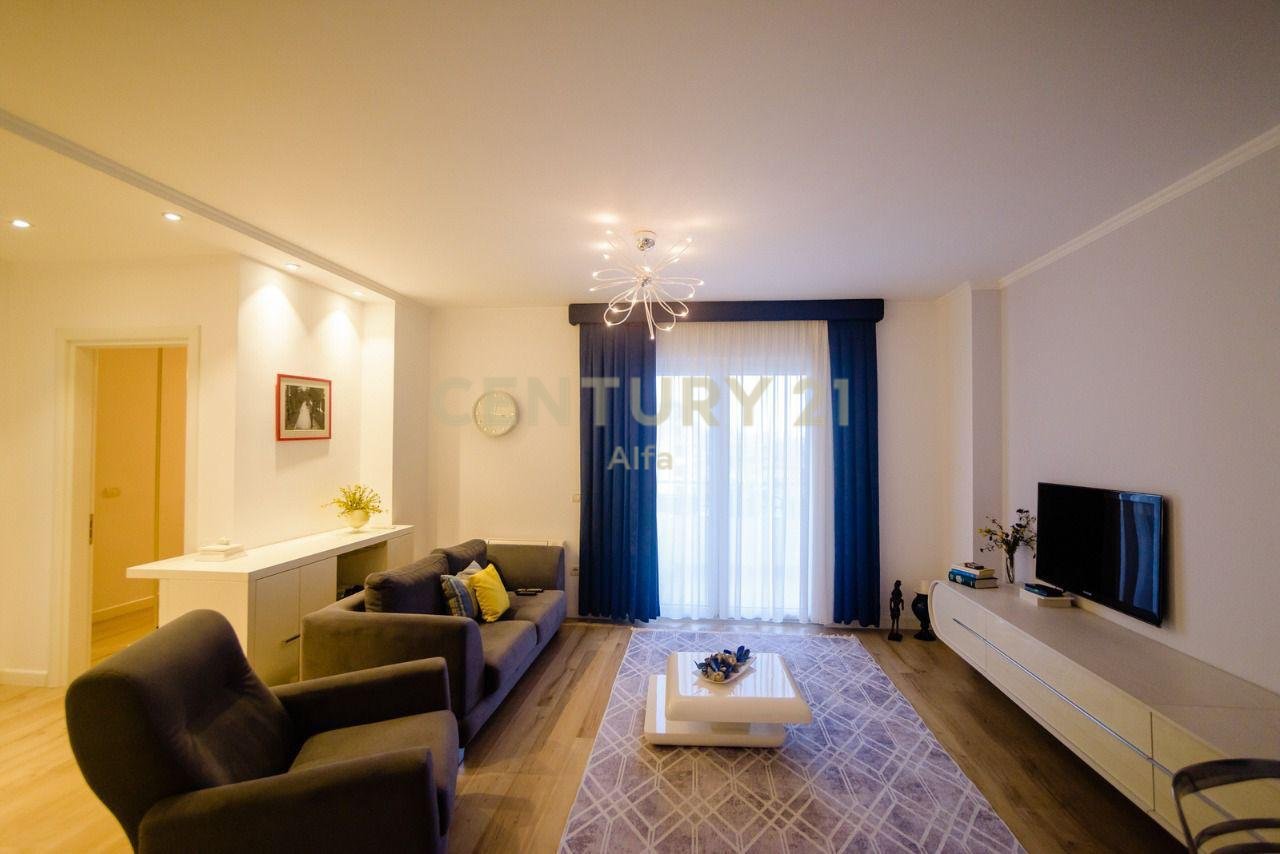 Appartamento 2+1+2 in affitto a Brryl, completamente arredato