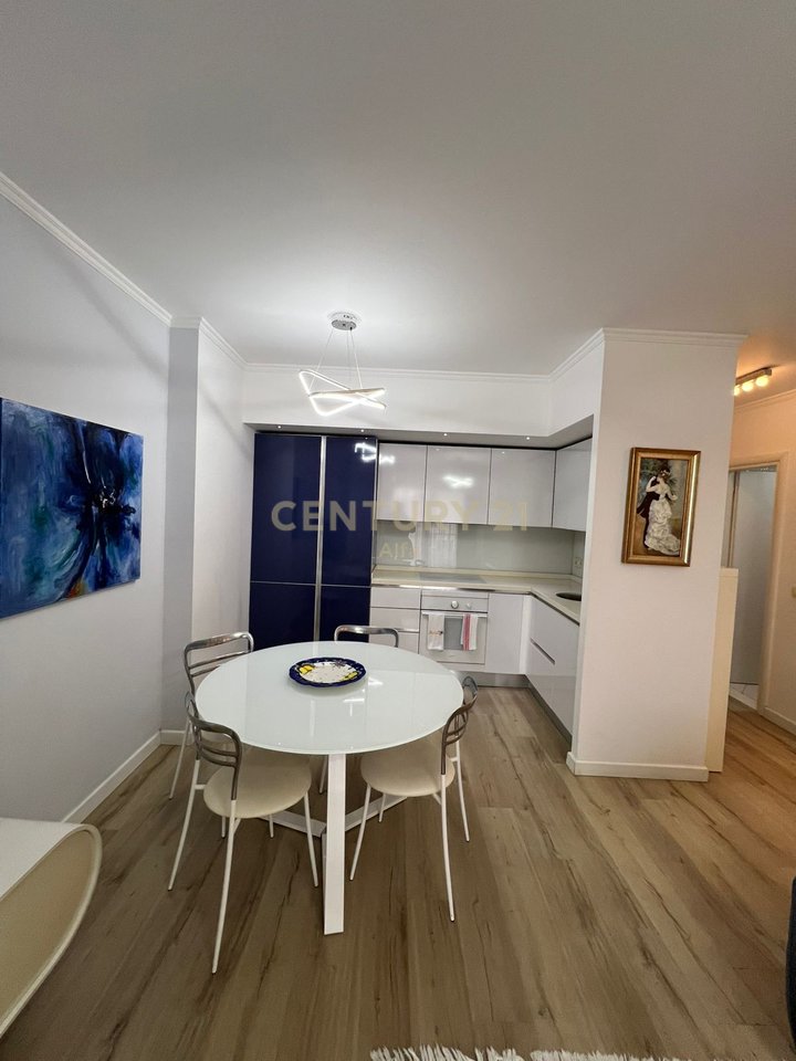 Appartamento 2+1+2 in affitto a Brryl, completamente arredato