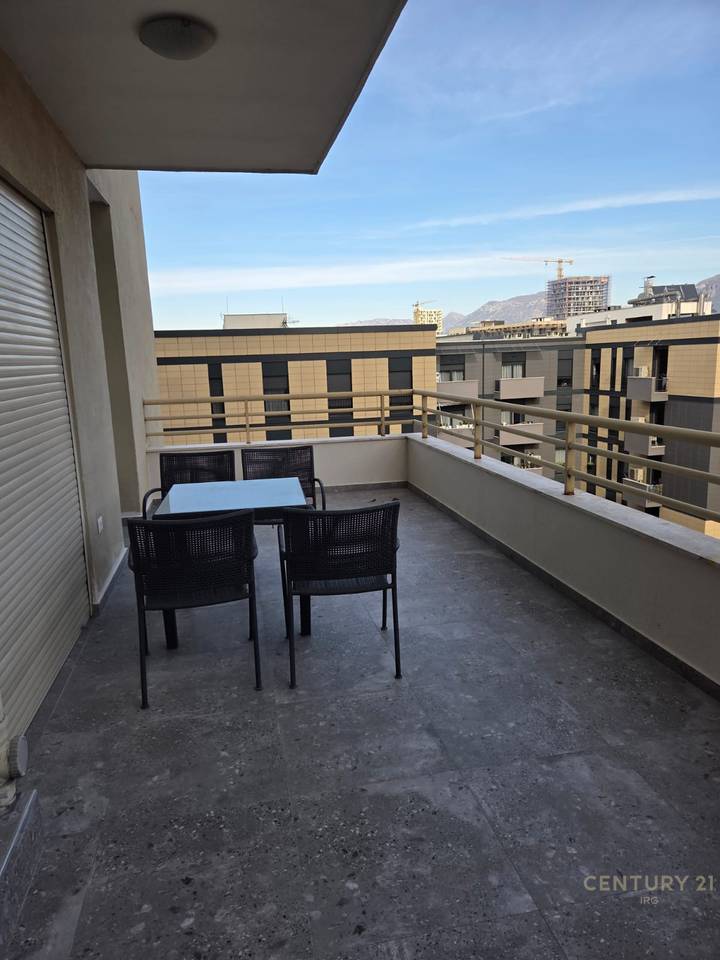 APPARTAMENTO 2+1+2 IN AFFITTO VICINO A HIPOTEKA!