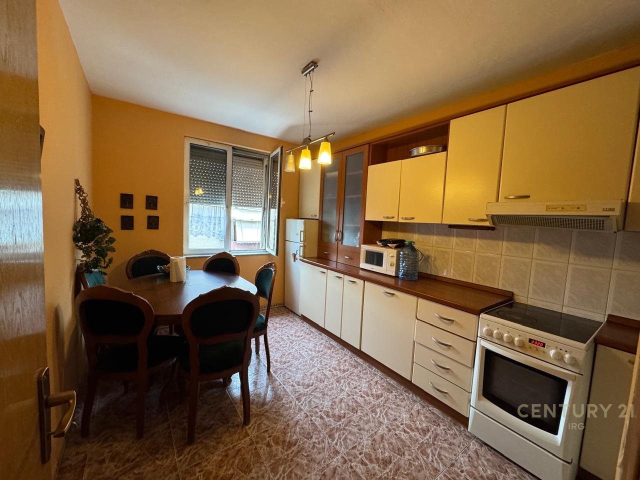 Apartament 1+1 me guzhine te vecuar per qira ne Myslym Shyr