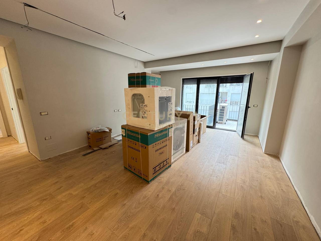 FOR RENT 2+1+2 PARKING SPACES AT KODRA E DIELLIT 2 RESIDENCE!