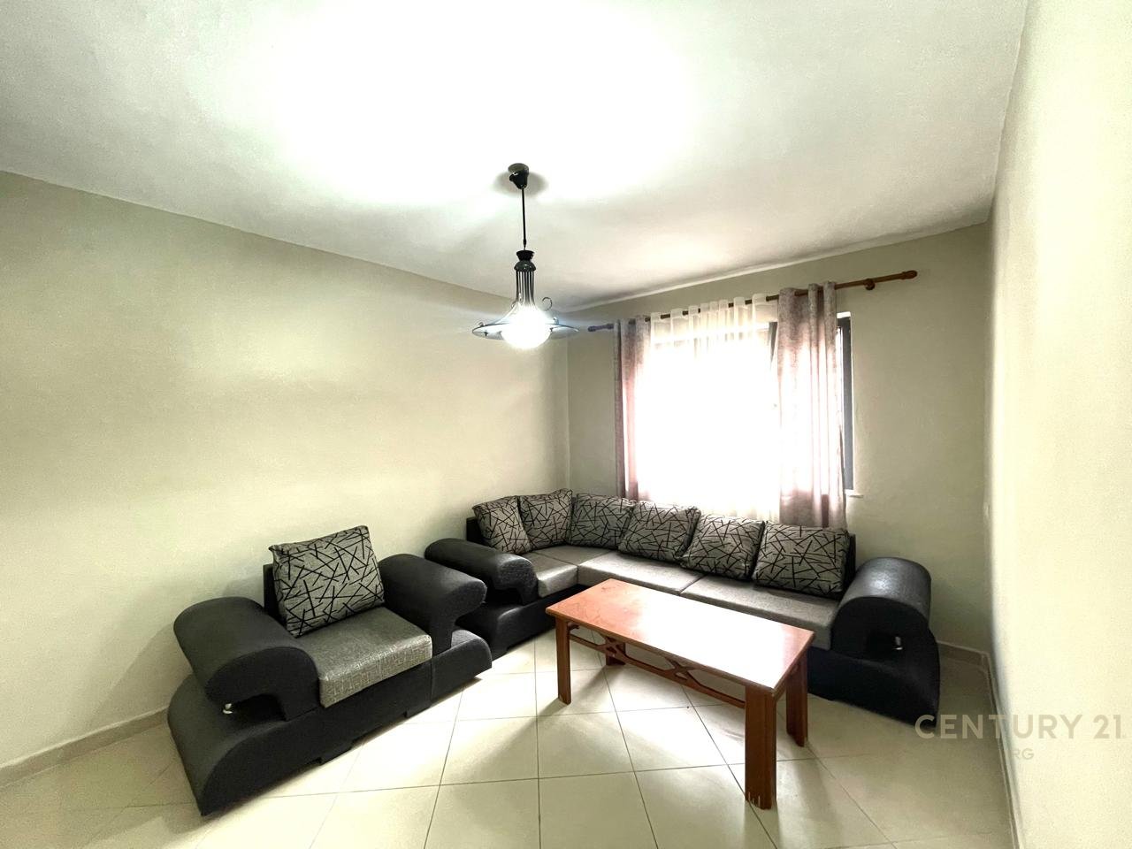 APPARTAMENTO IN AFFITTO VICINO ALLA DIREZIONE IGIENE – VIA ELBASAN