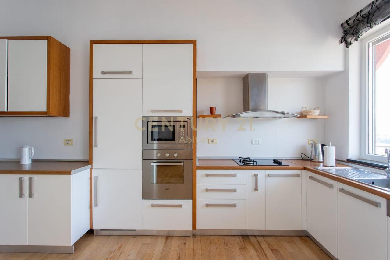 APARTMENT FOR RENT – LAKE AREA, NEAR NOBIS