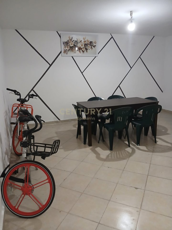 Villa for Sale in Arapaj