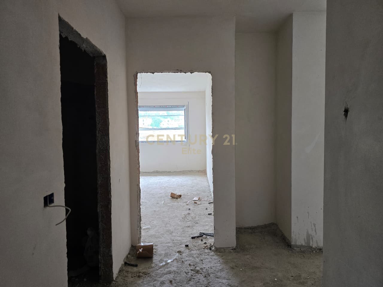 In vendita, Appartamento 1+1+Posto Auto, Paskuqan