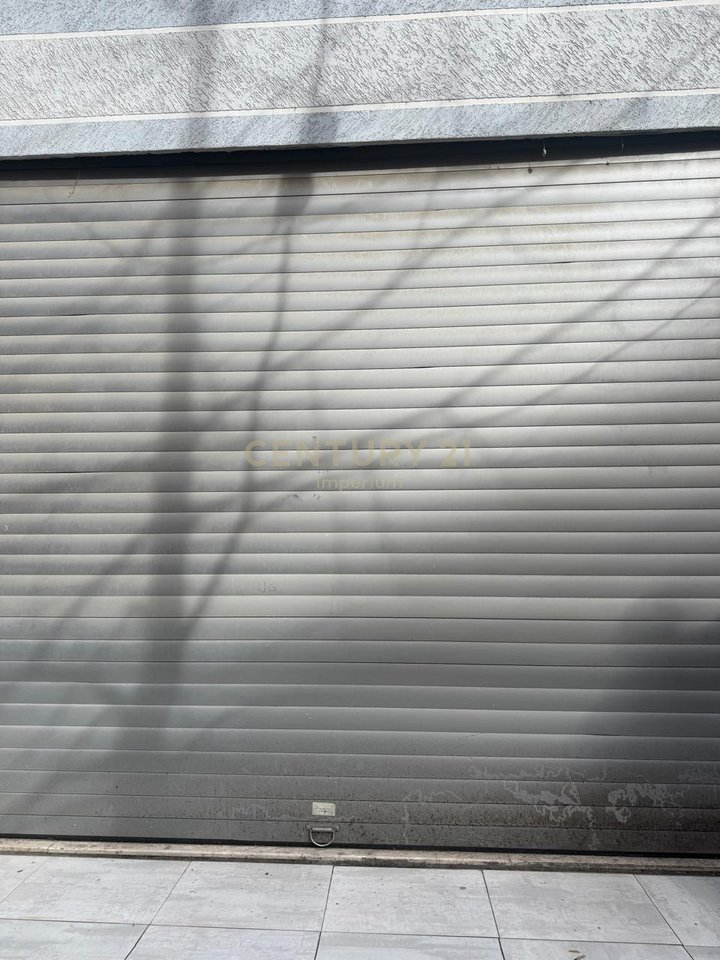 COMMERCIAL SPACE FOR SALE - MISTO MAME