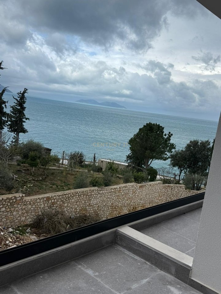 Exclusive Investment: Openspace Studio with Sea View and Pool, Vlore