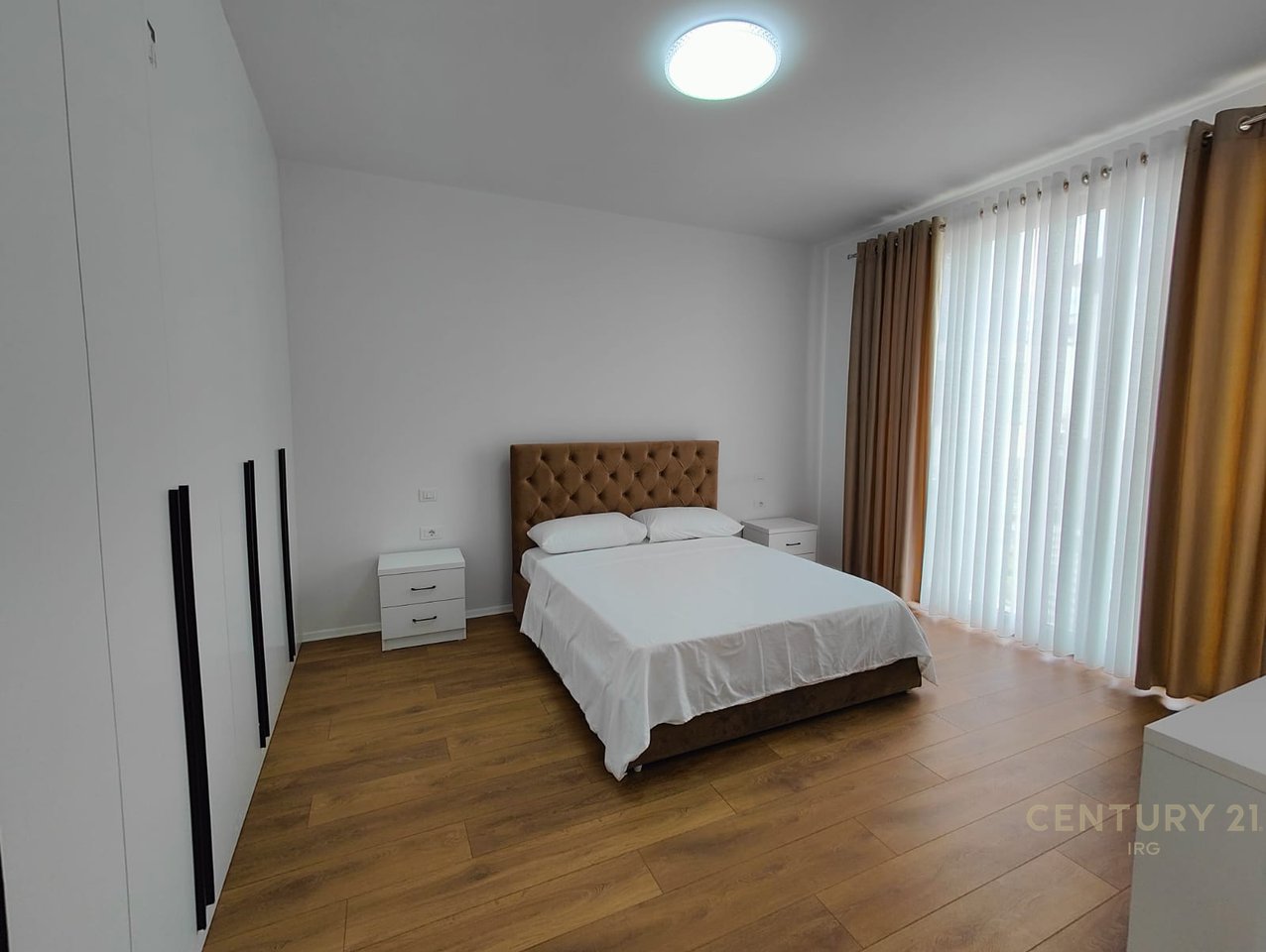 Jepet Vile per Qira tek Rezidenca Mandarine TEG!