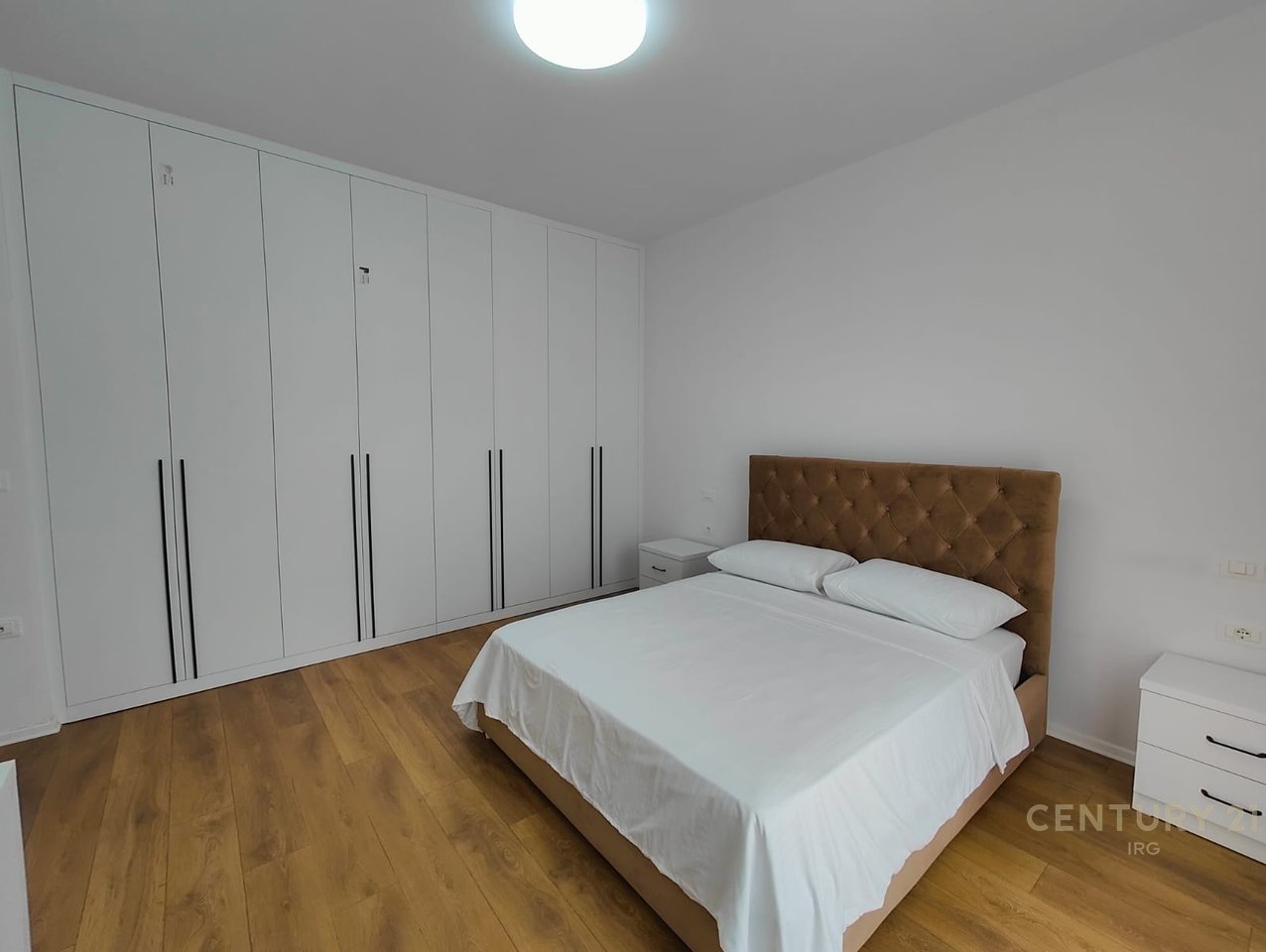 Jepet Vile per Qira tek Rezidenca Mandarine TEG!