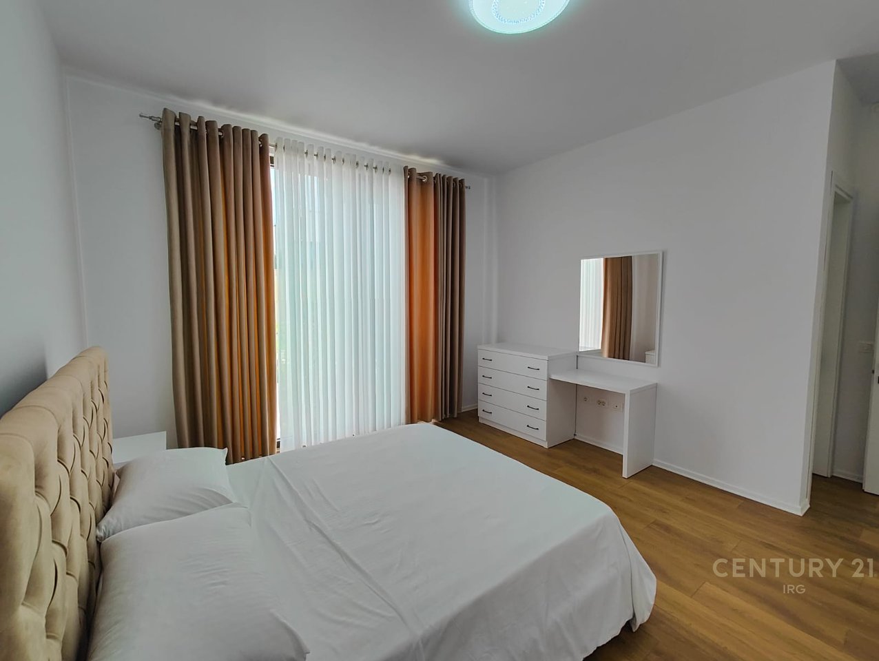 Jepet Vile per Qira tek Rezidenca Mandarine TEG!