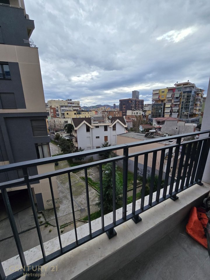 Appartamento 1+1 disponibile per affitto ufficio!