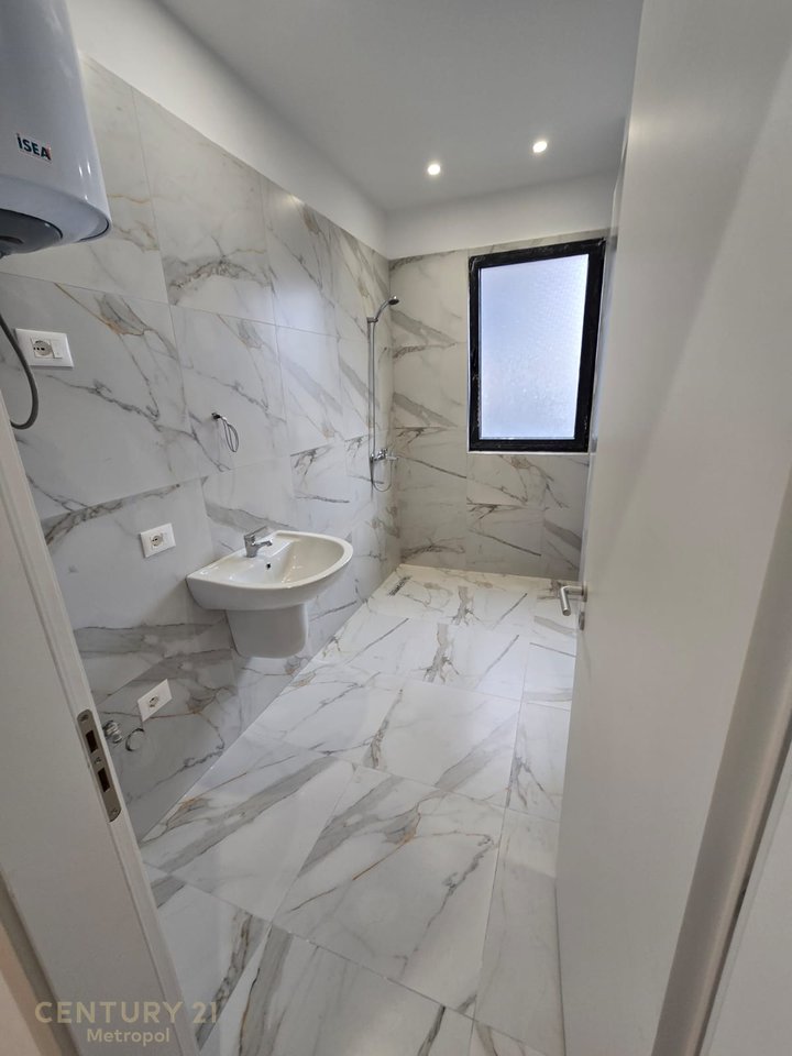 Appartamento 1+1 disponibile per affitto ufficio!