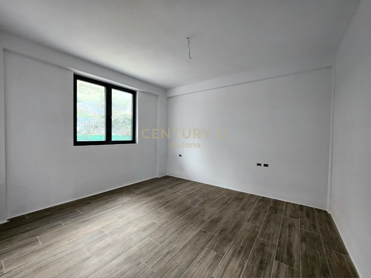 🌅 Apartament Ekskluziv me Pamje 360° në Vlorë