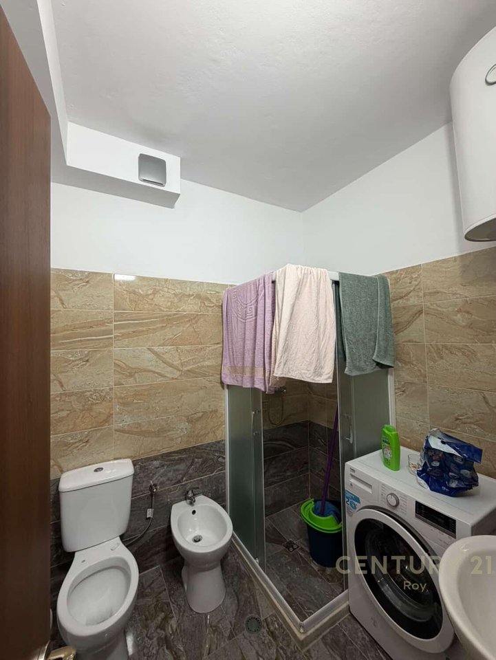 APARTAMENT 2+1+2 PER QERA NE QENDER TE DURRESIT!!!! - 500€ | 87 m²
