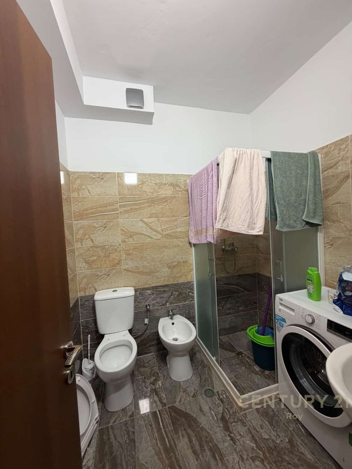 APARTAMENT 2+1+2 PER QERA NE QENDER TE DURRESIT!!!! - 500€ | 87 m²