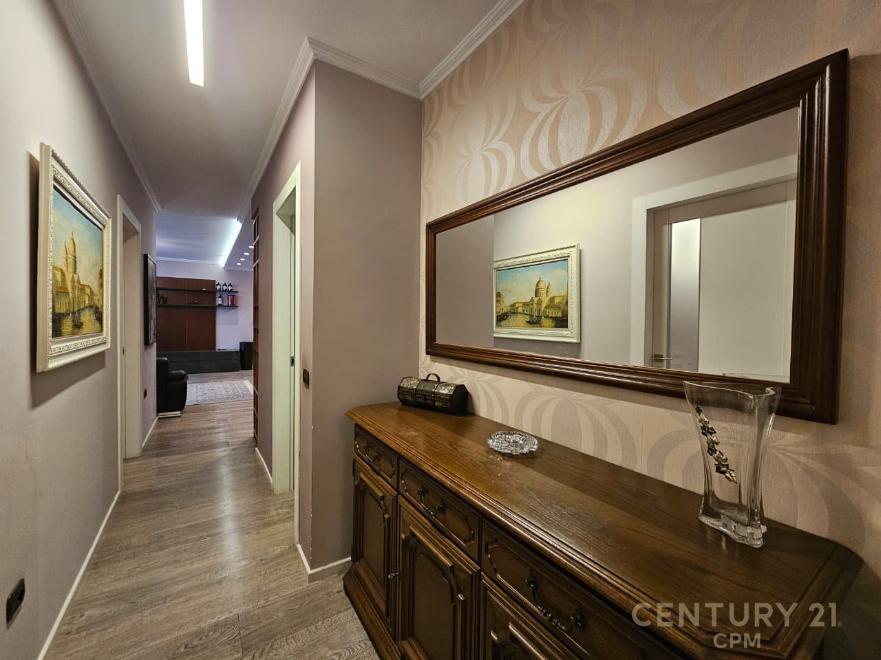 Super appartamento 3+1+2 in vendita di fronte a Delijorgji!