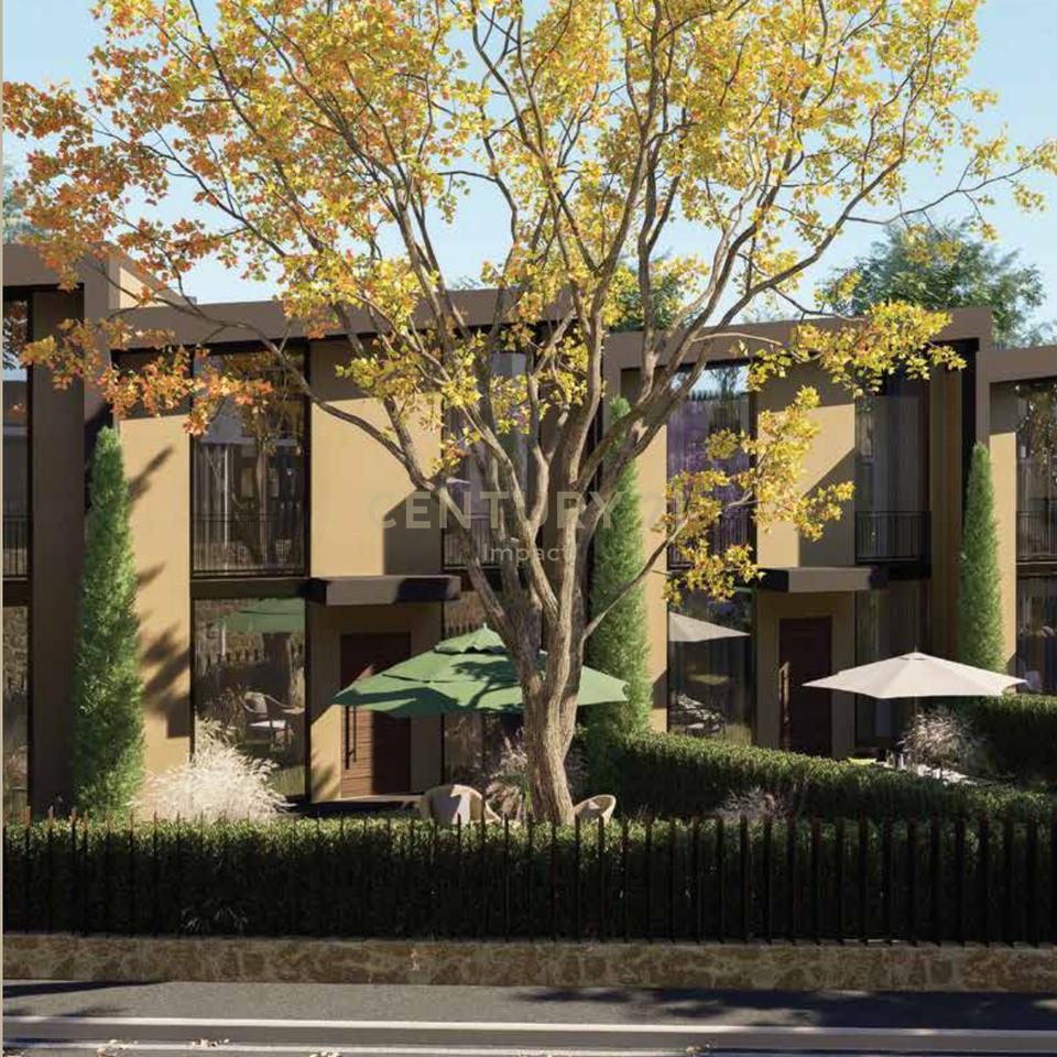 Vilë e bashkangjitur 3+1+4 Për Shitje te SeeHëna Mjull - Bathore, Tiranë - 585,000€ | 378.4 m²