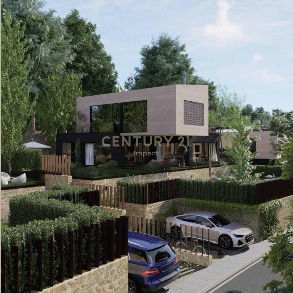 Vilë e bashkangjitur 3+1+4 Për Shitje te SeeHëna Mjull - Bathore, Tiranë - 585,000€ | 378.4 m²