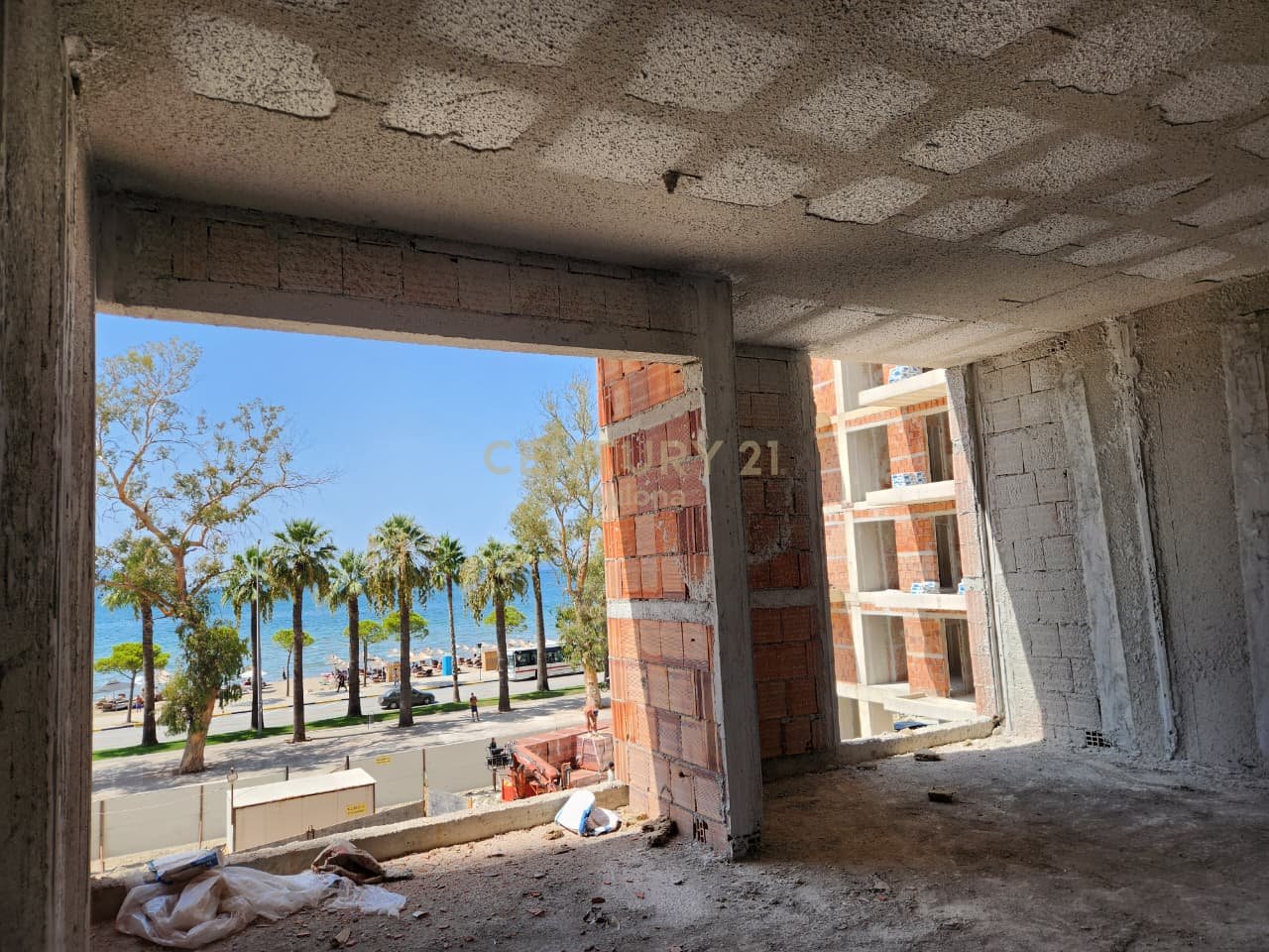 APARTMENT 3+1 WITH SEA VIEW POSEIDON RESIDENCE, LUNGOMARE - VLORE!