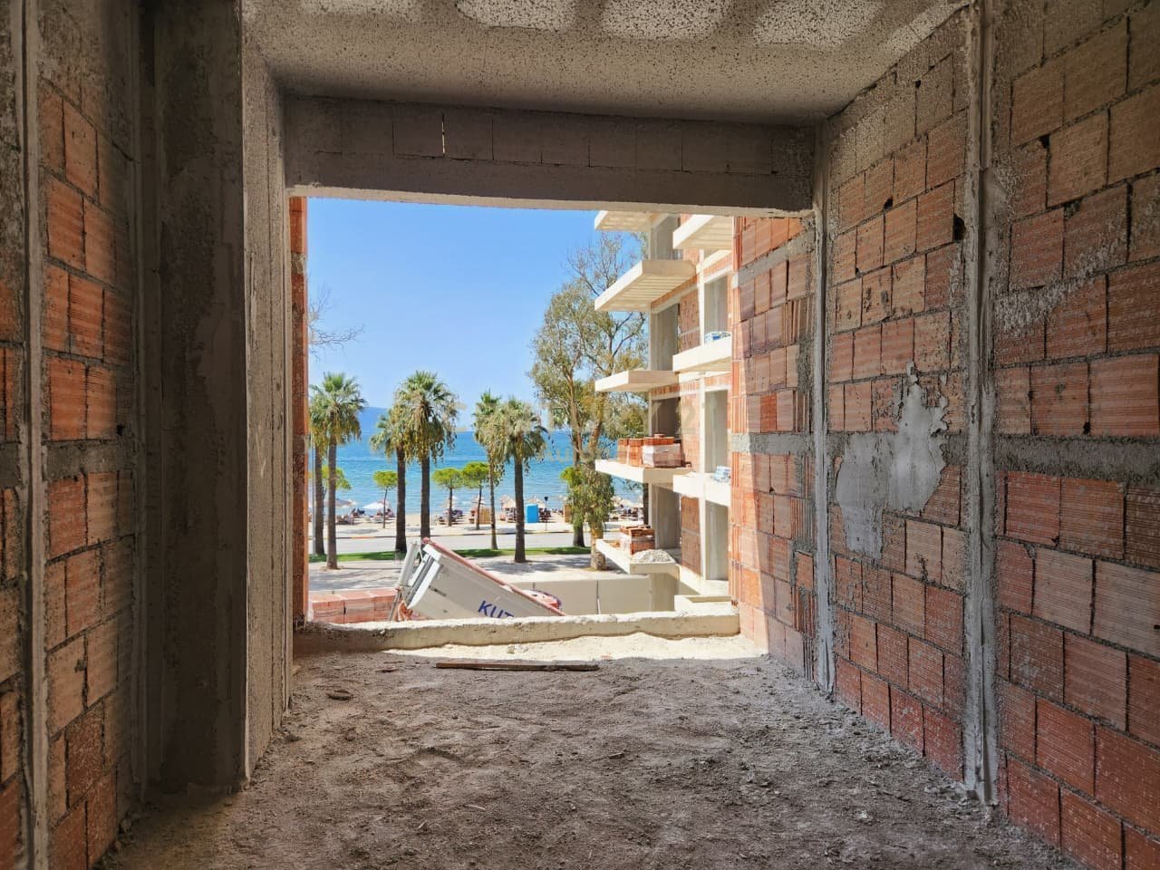 APARTMENT 3+1 WITH SEA VIEW POSEIDON RESIDENCE, LUNGOMARE - VLORE!