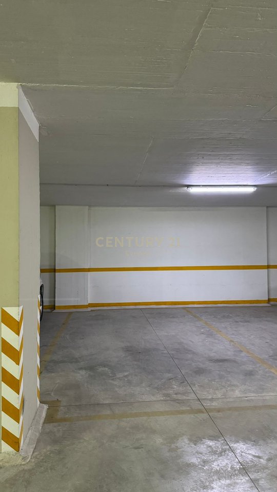 PHARMACY 10, 2+1+2 APARTMENT (PARKING SPOT) FOR SALE