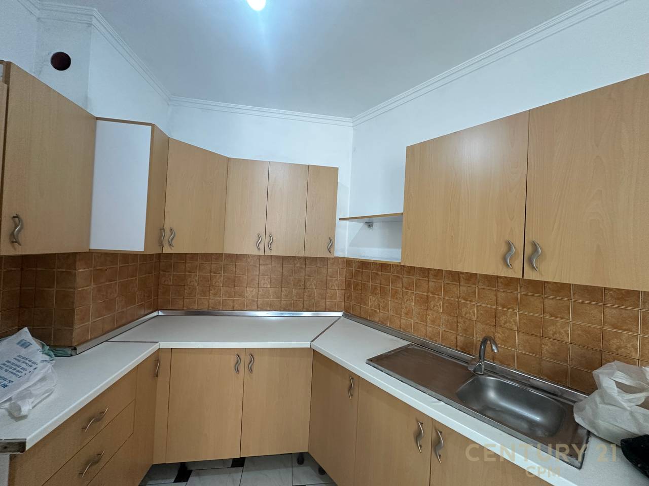 Apartament 2+1 Për Shitje në Astir