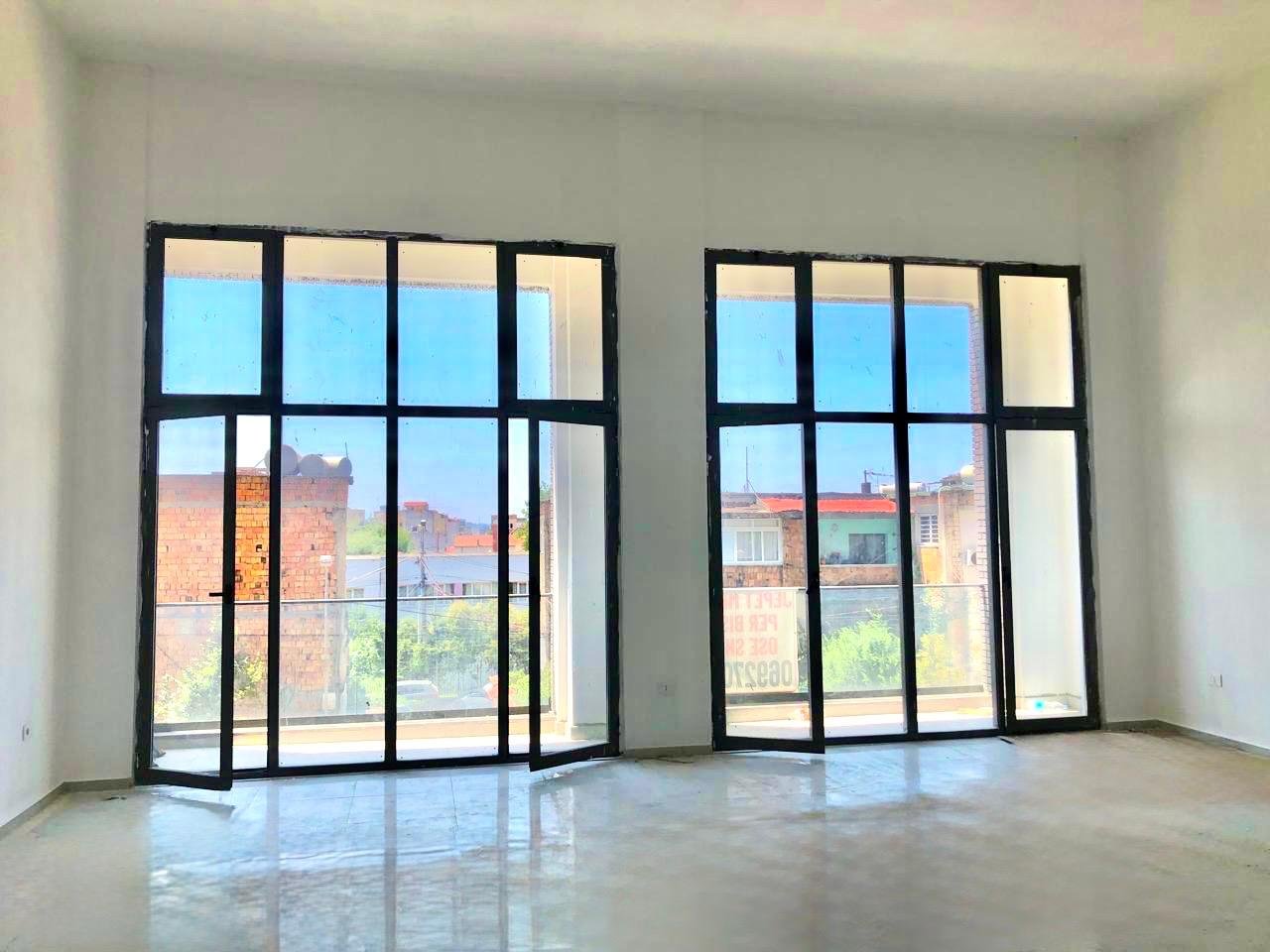 Ambient Komercial  Në Shitje në Fresk, Tiranë