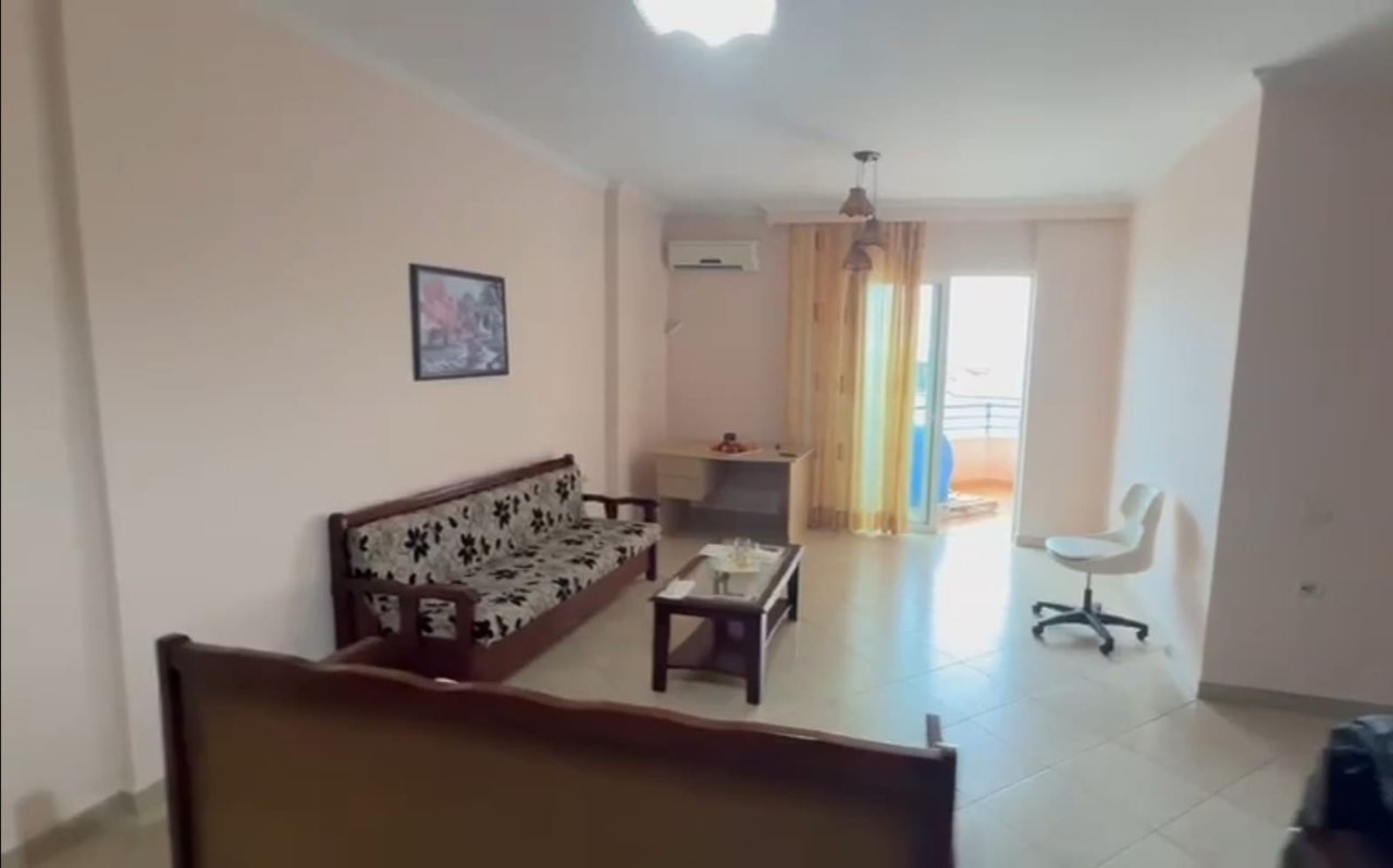 SARANDE, SHESIM APARTAMENT 2+1+2+DEPO