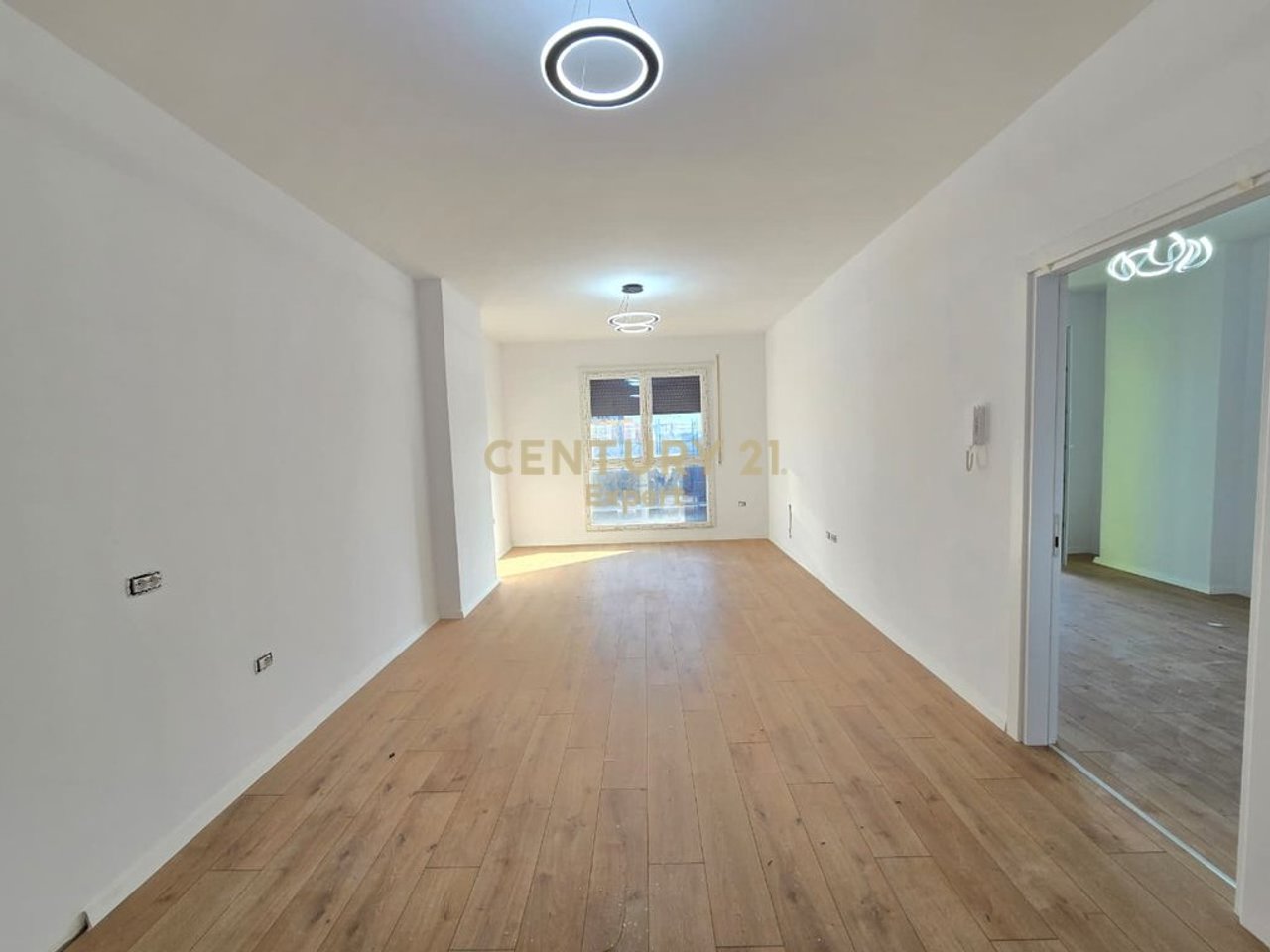 APPARTAMENTO 1+1 IN VENDITA A FAEA PASKUKAN!!