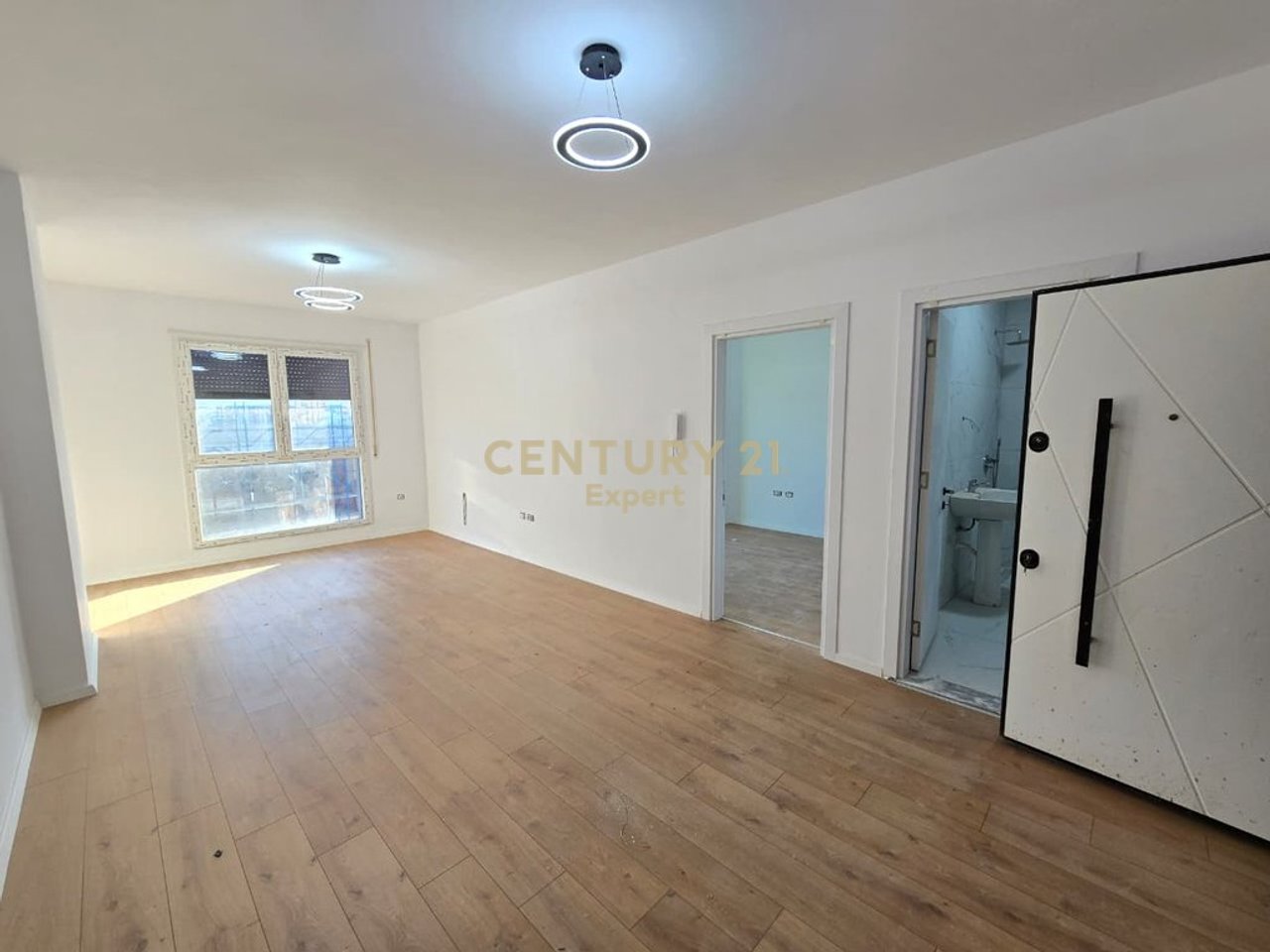 APPARTAMENTO 1+1 IN VENDITA A FAEA PASKUKAN!!